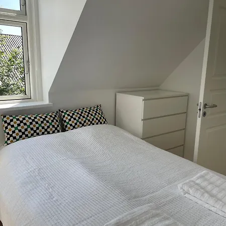 Cozy With Prime Location In Osterbro דירה *