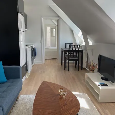 Cozy With Prime Location In Osterbro Lägenhet
