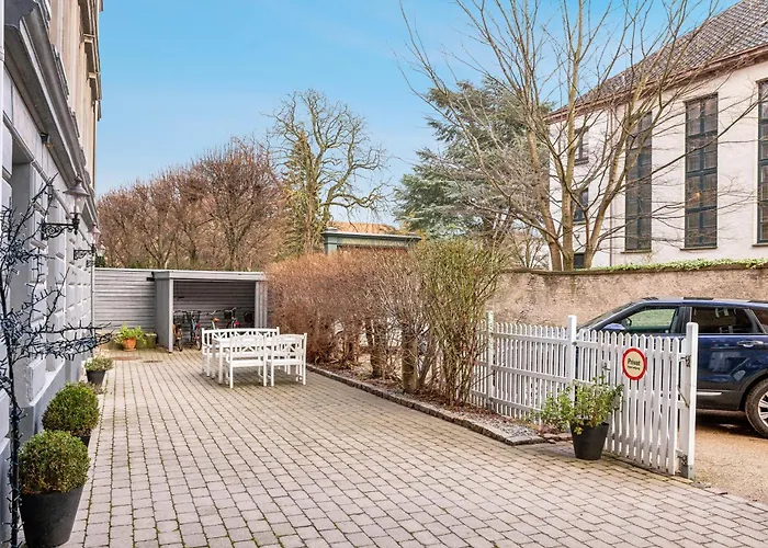 Apartment Cozy With Prime Location In Osterbro